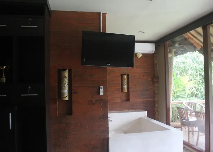 Keraton Tanah Lot Villas